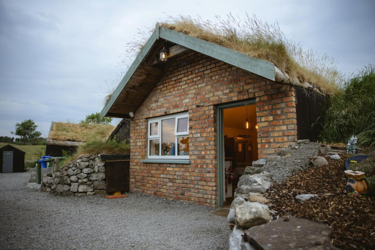 Mayo Glamping Castlebar Exterior photo