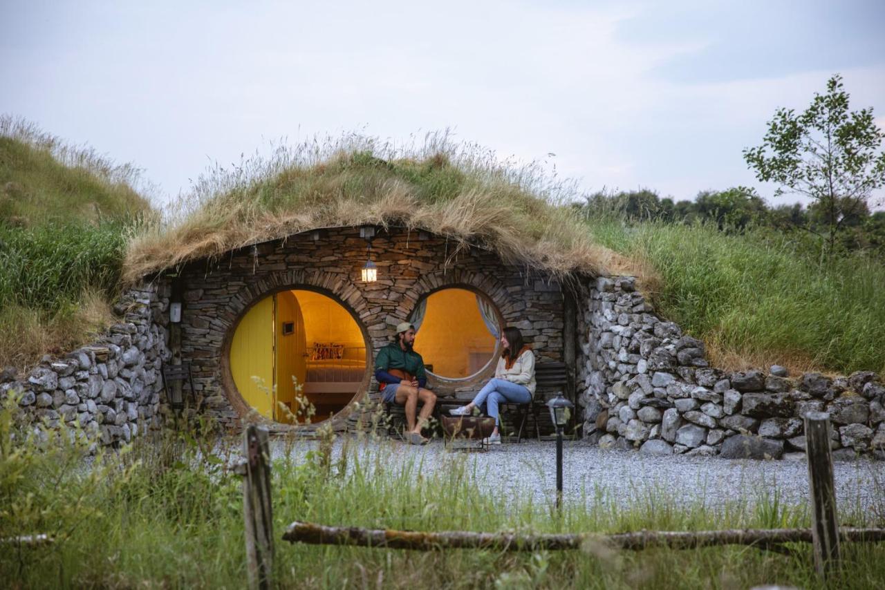 Mayo Glamping Castlebar Exterior photo